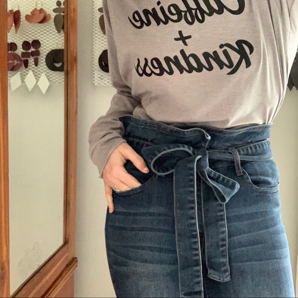 High Waisted Jeans with Tie Belt Size 3 / 27